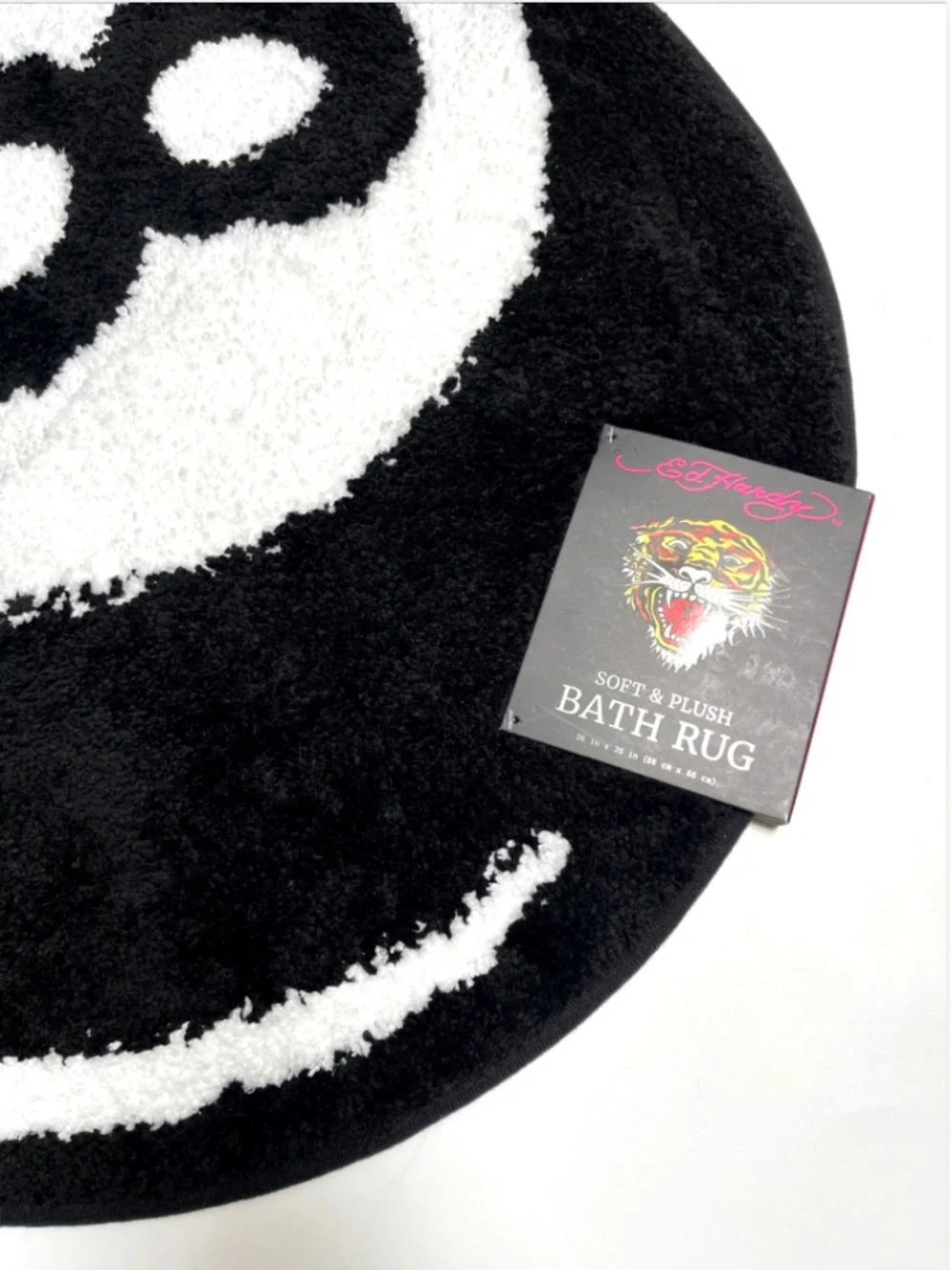 Ed Hardy 8 Ball Bath Rug Black White Round Plush Bathroom Mat 26